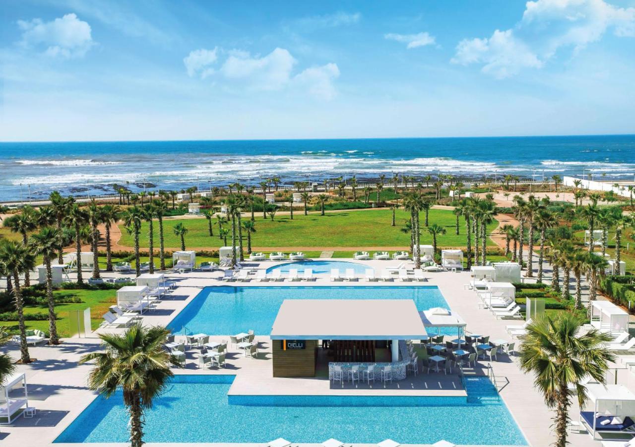 ホテル The View ブズニカ エクステリア 写真 The beach at the Royal Beach Palace