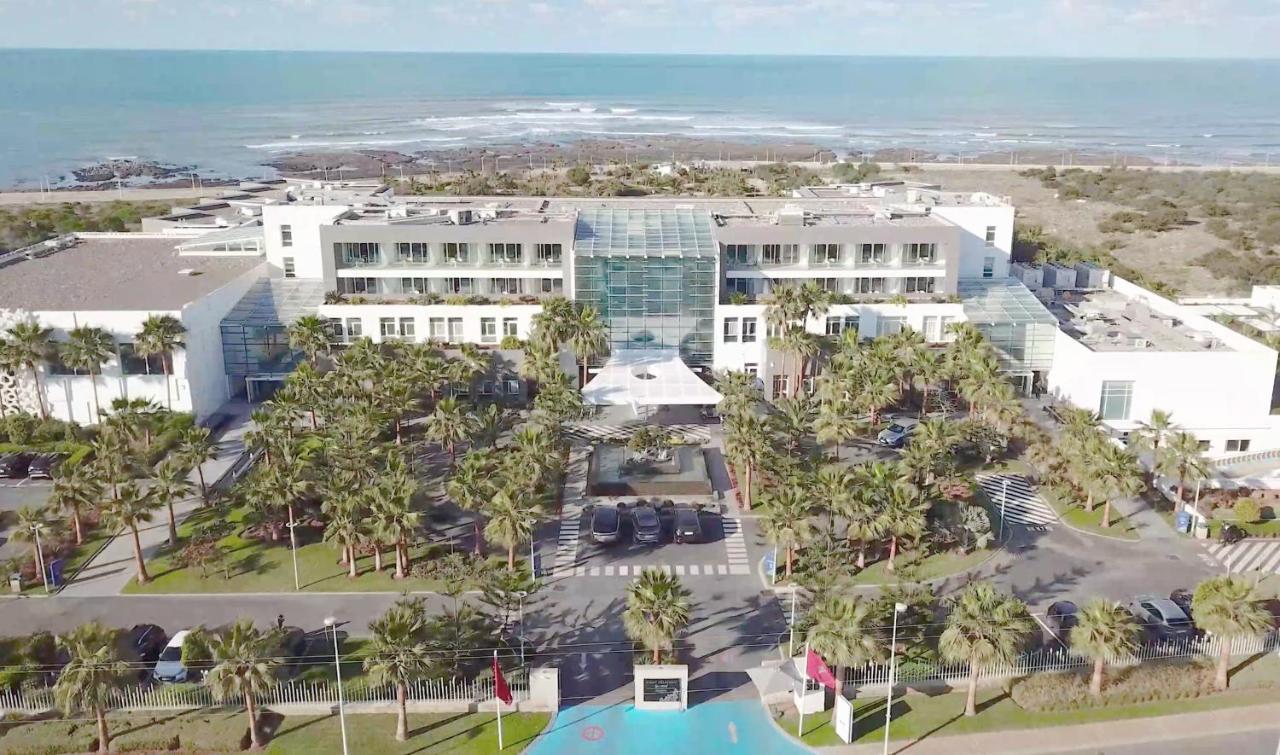 ホテル The View ブズニカ エクステリア 写真 Aerial view of the hotel