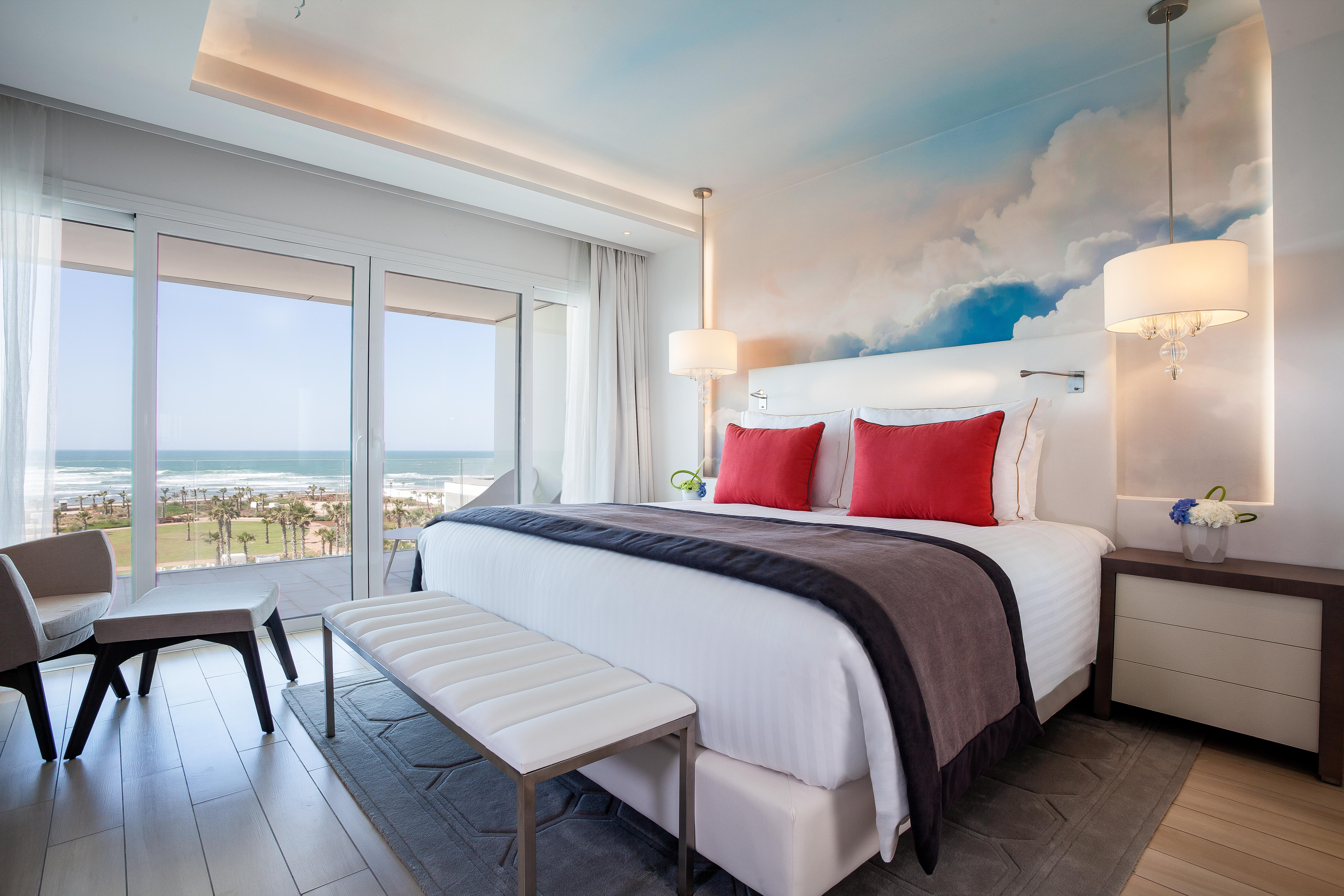 ホテル The View ブズニカ エクステリア 写真 A bedroom at The Pearl