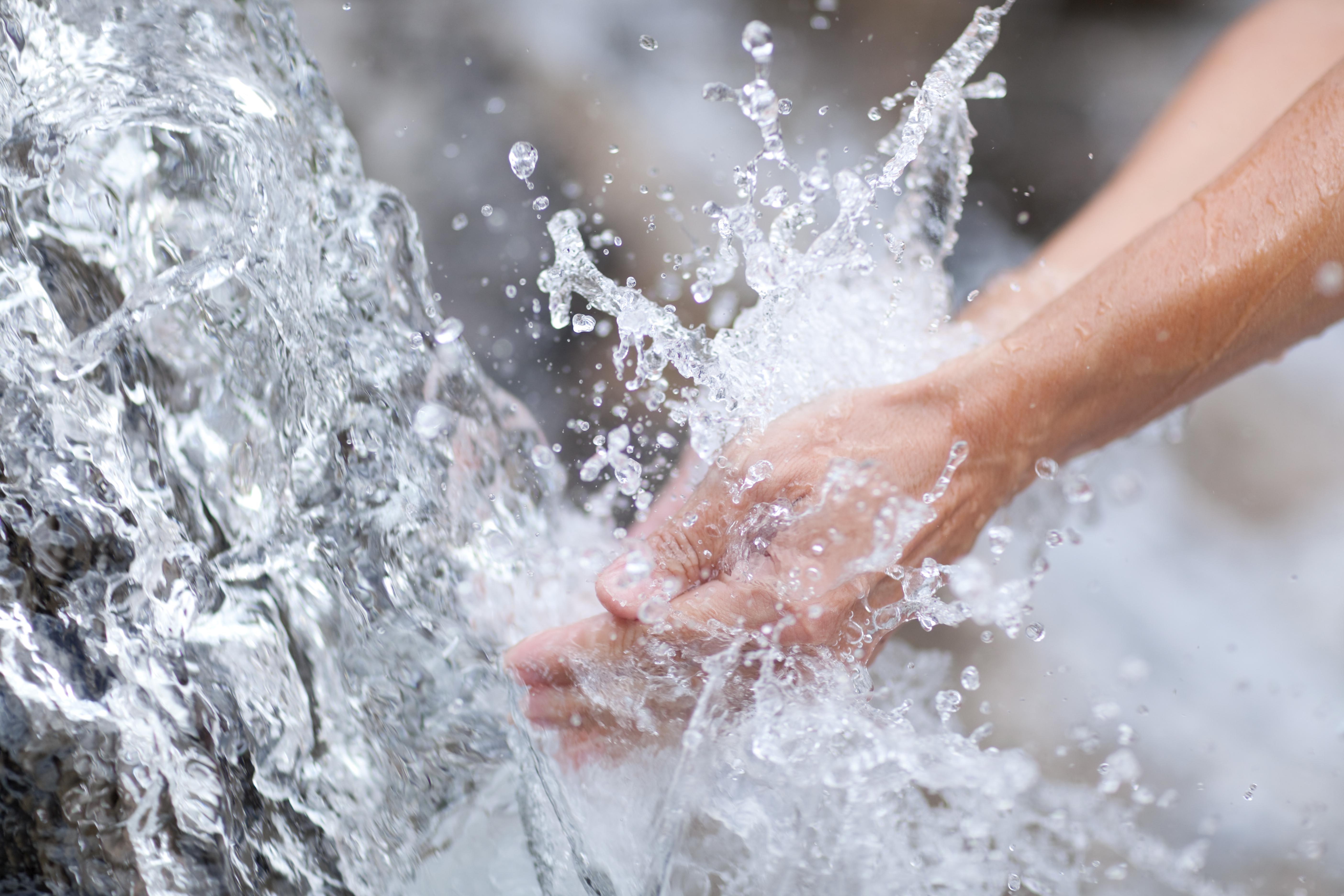 ホテル The View ブズニカ エクステリア 写真 Hand washing